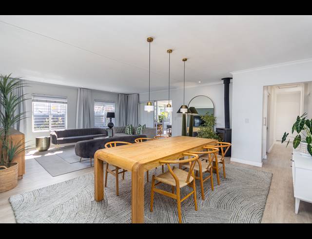 4 BEDROOM FREESTANDING FOR SALE IN SUNNINGDALE